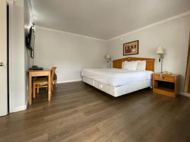 Hotel 6 Ca Lombard Street 2*